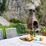 La Casina De Cuevas Del Agua * Cuevas (Asturias)